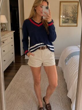 Sweater Chaps Women Sweater V Neck Pullover Long Sleeve Red, White & Blue large
